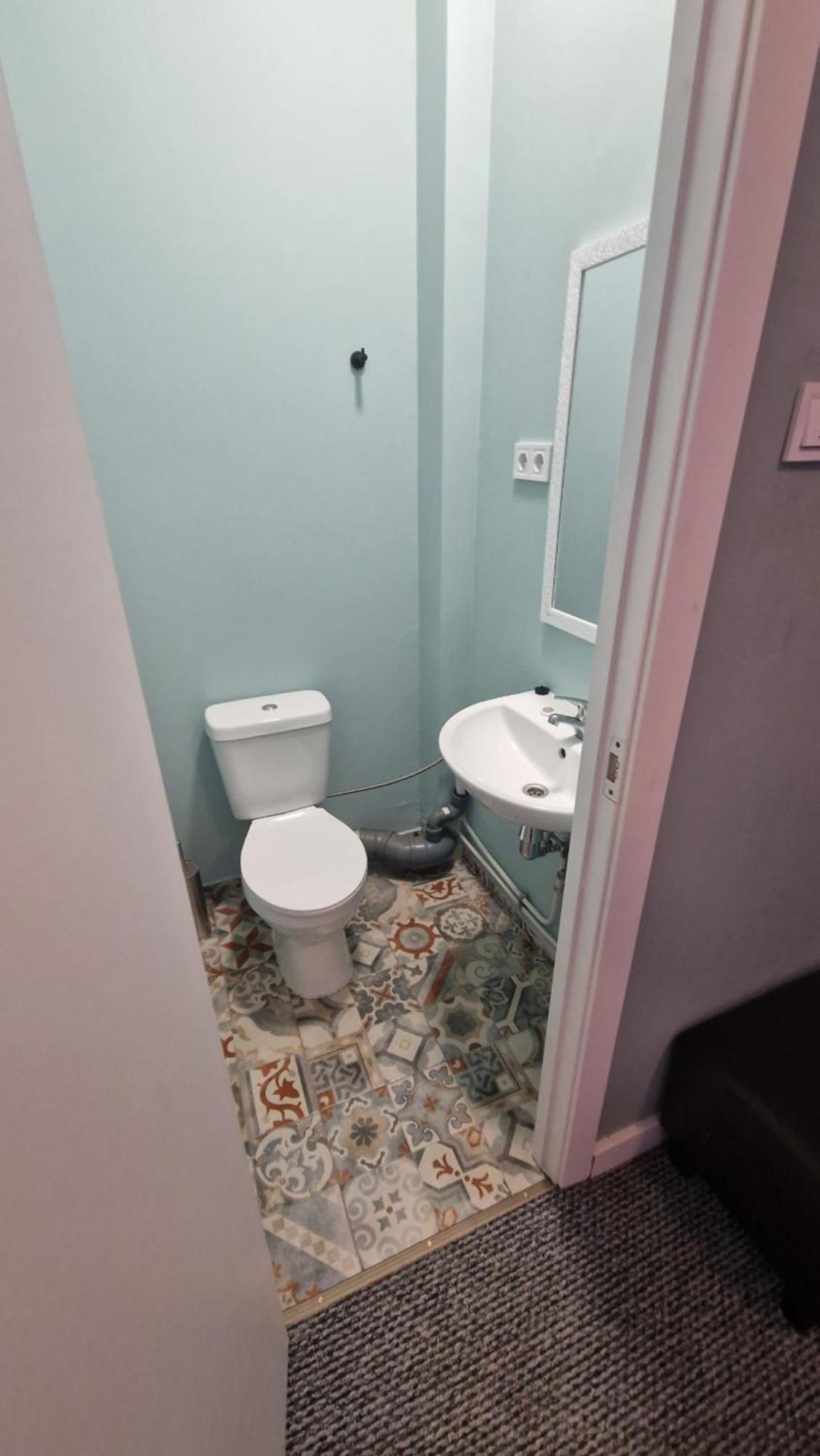 Central Hotel With Free Parking Рига Екстериор снимка